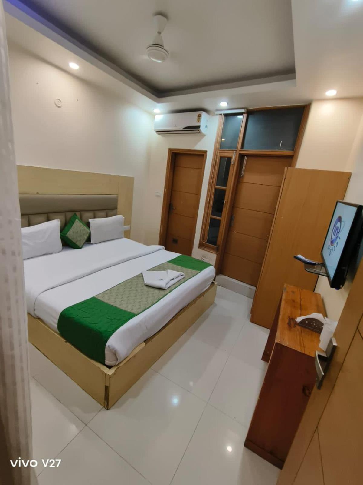 Royal Residency Near Delhi Airport New Delhi