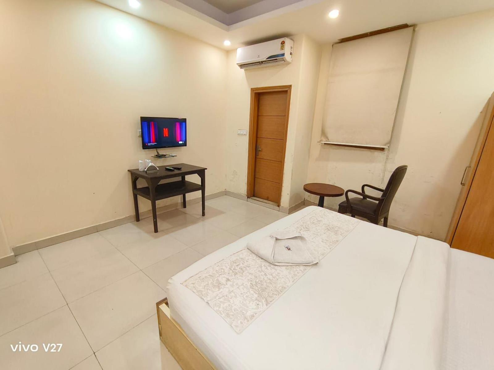 Maison d'hôtes Royal Residency Near Delhi Airport *