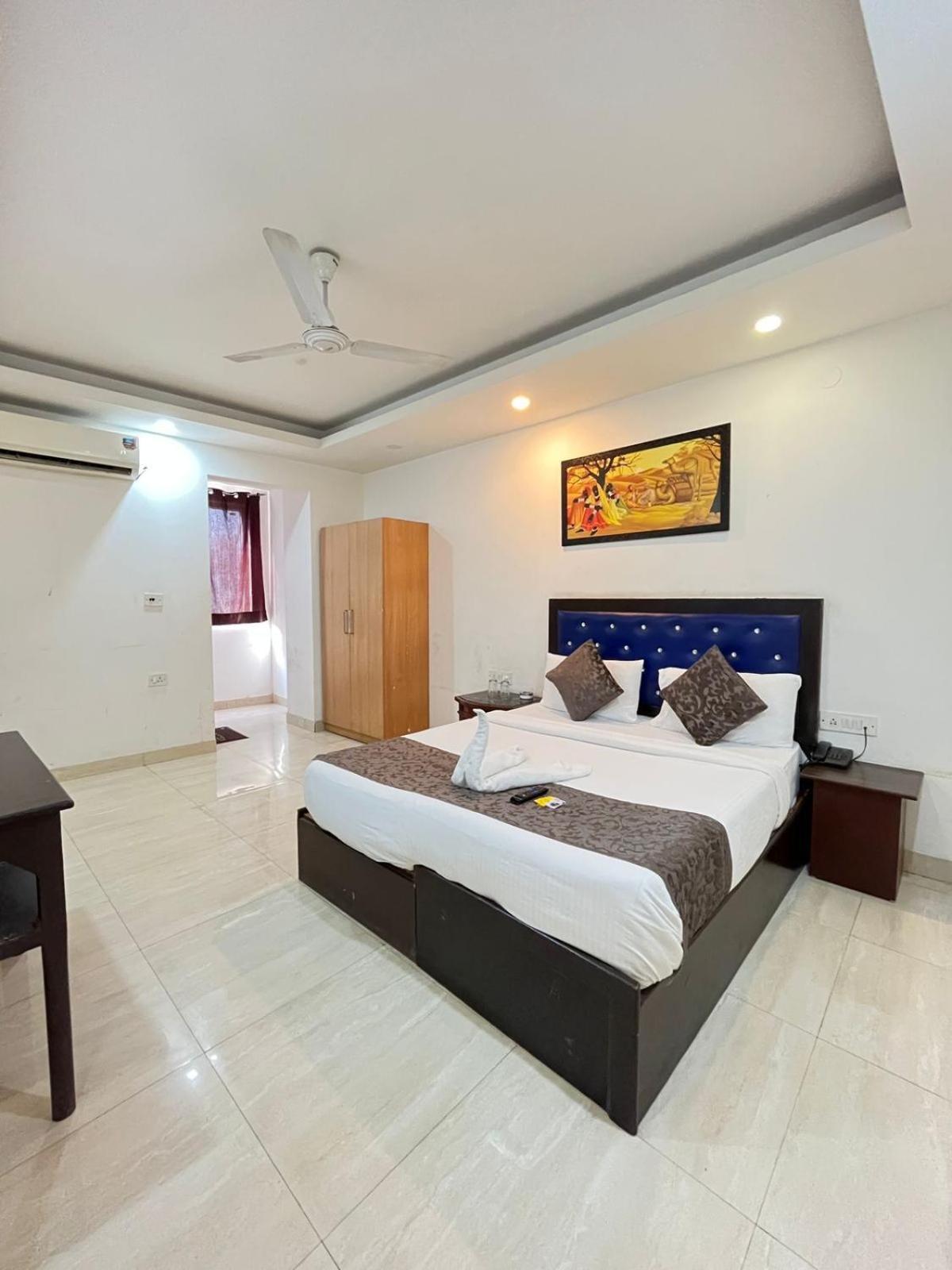 Maison d'hôtes Royal Residency Near Delhi Airport